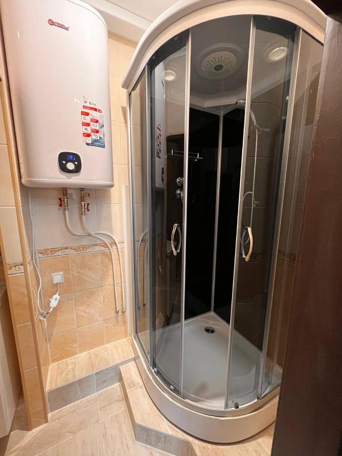 Апартаменти На Печерську Kiev Exterior foto